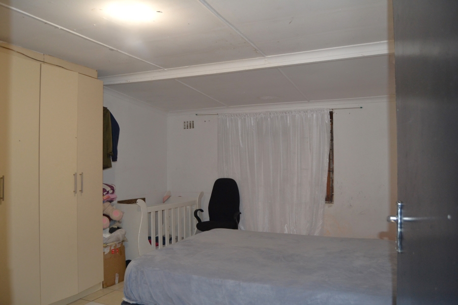 2 Bedroom Property for Sale in Gustrouw Western Cape